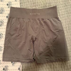 NVGTN High-Waist Performance Shorts in Taupe Gray